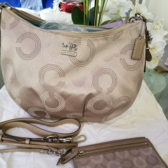 New Condition COACH 2pc Set Op Art Hobo/Wallet!